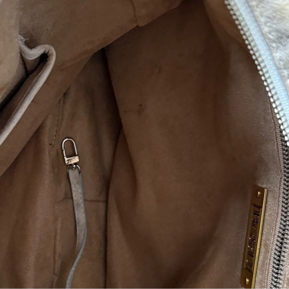 Be & D Leather Satchel Purse with Feather Like Pattern - Picture 14 of 15